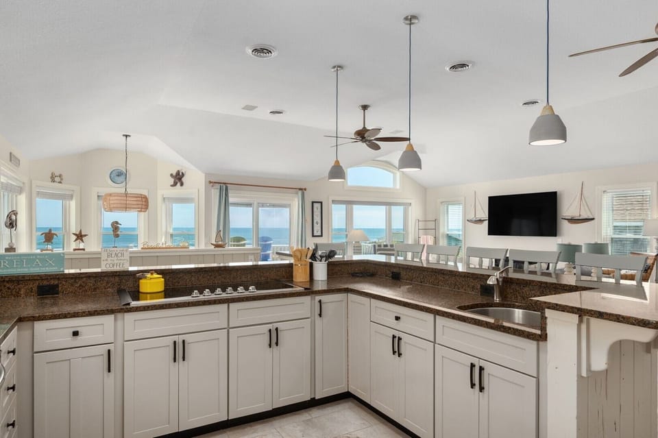 40-web-or-mls-9319-SOOI-TL-Kitchen-V5
