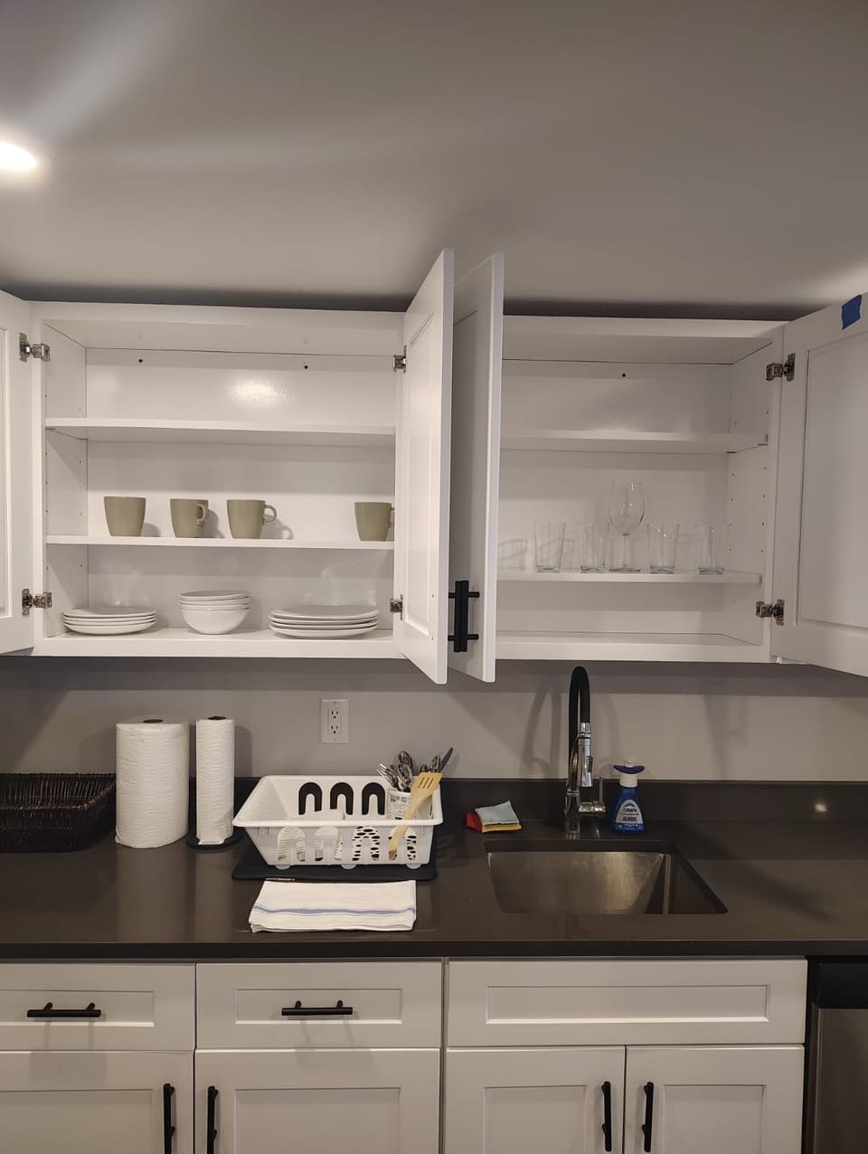 Kitchen Cabinets 