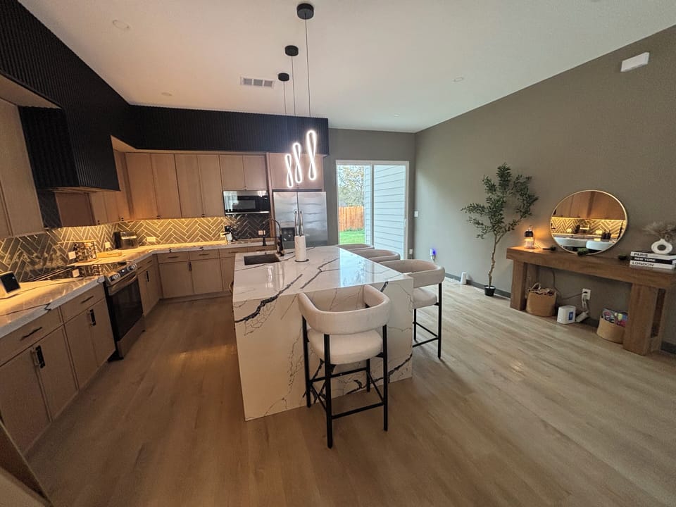 Dining / Kitchen