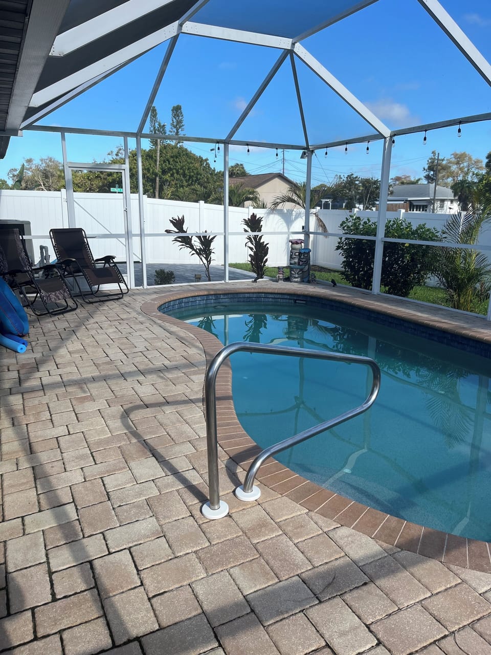 Private pool with optional heating for extra $10/day