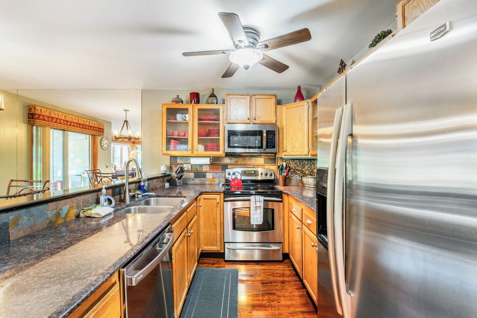 Fully equipped kitchen | Main Level