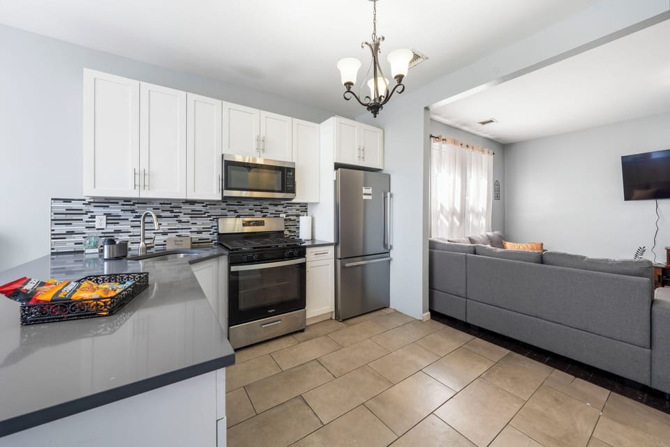Fully equipped kitchen