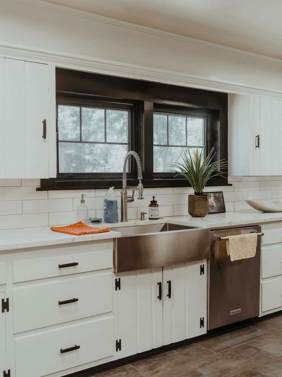Gourmet kitchen complete with most anything you will need. Do feel free to contact us with any special requests that you require to make your perfect meal.