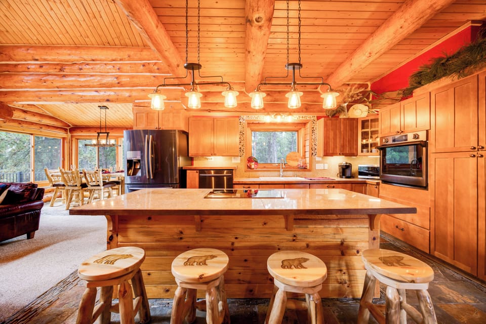 Wonderful open kitchen with everything you could need to cook a delicious meal 