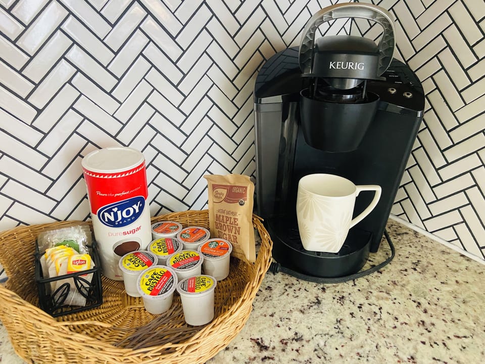 Complimentary variety of Keurig coffee and tea