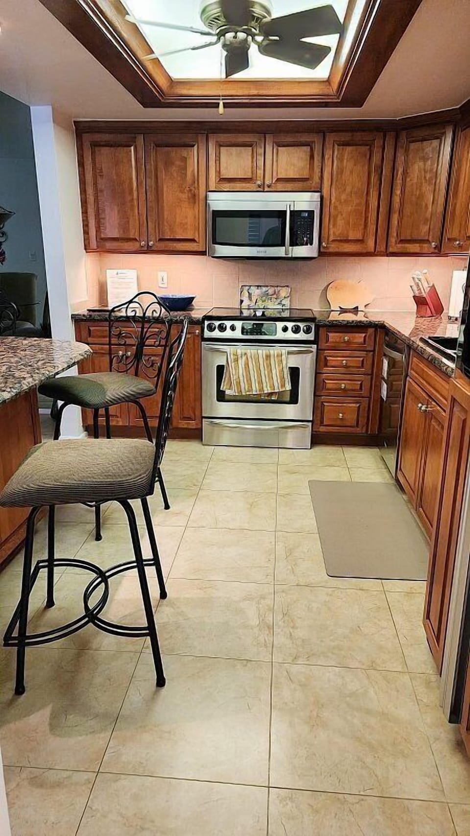 Kitchen 1