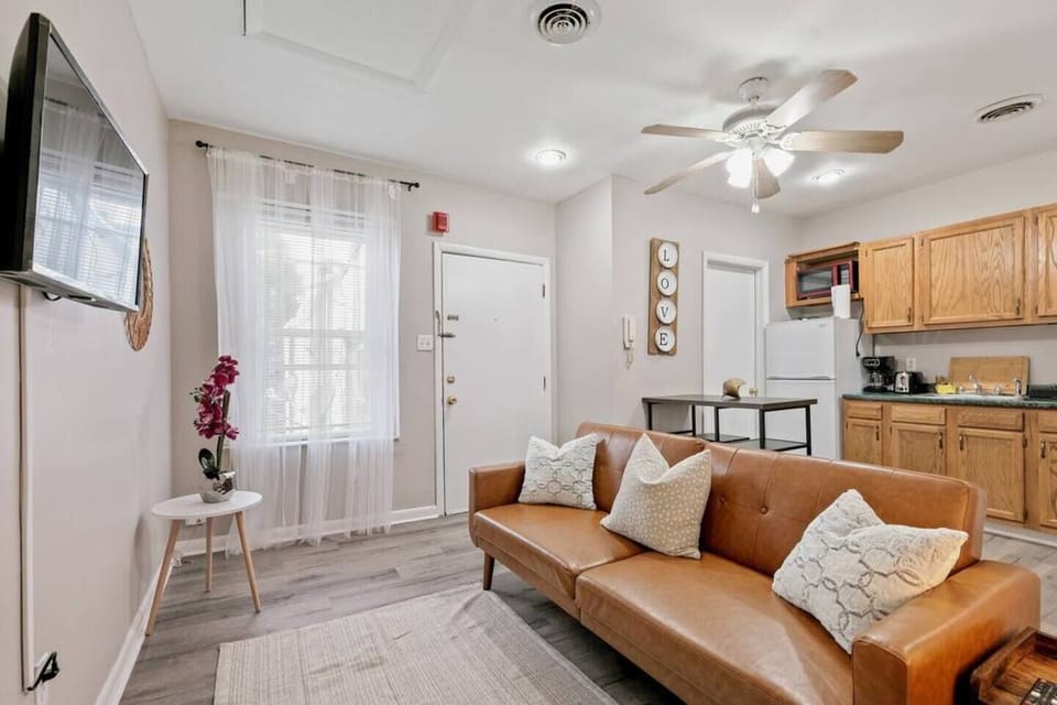 Welcome to Your Home Away From Home!
Step inside and discover a clean, comfortable, and thoughtfully furnished space designed with your relaxation in mind. Whether you're here for work or play, our cozy retreat offers everything you need—from a fully