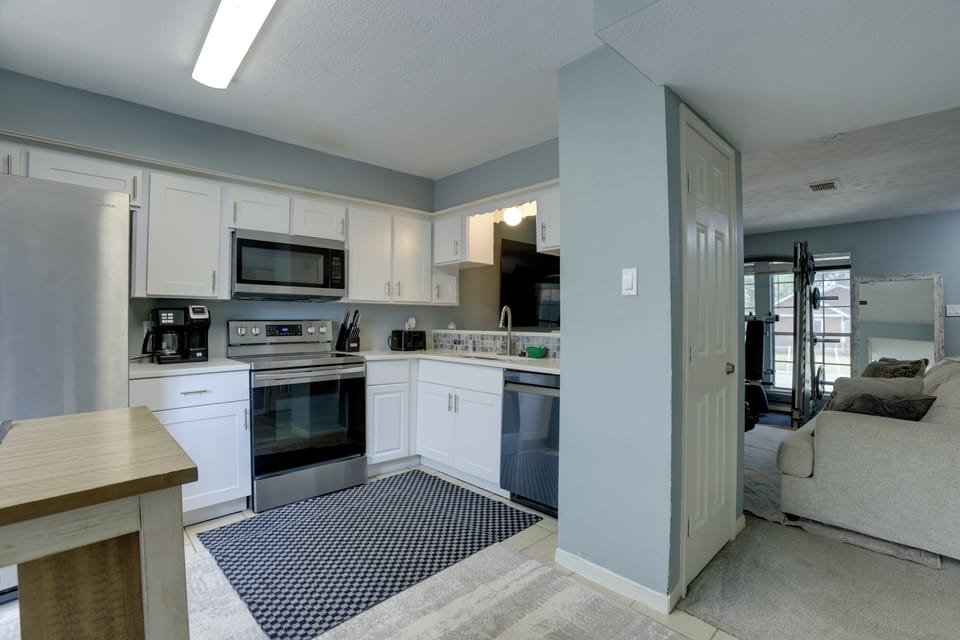 Kitchen | 1st Floor | Dual Coffee Maker | Dishwasher