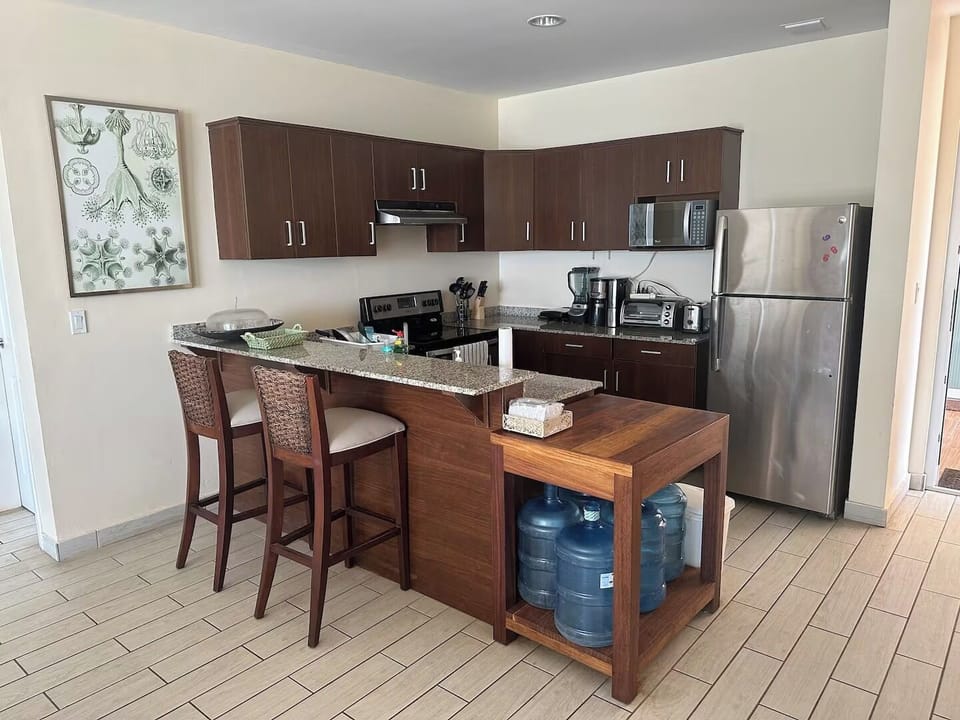 Fully equipped kitchen