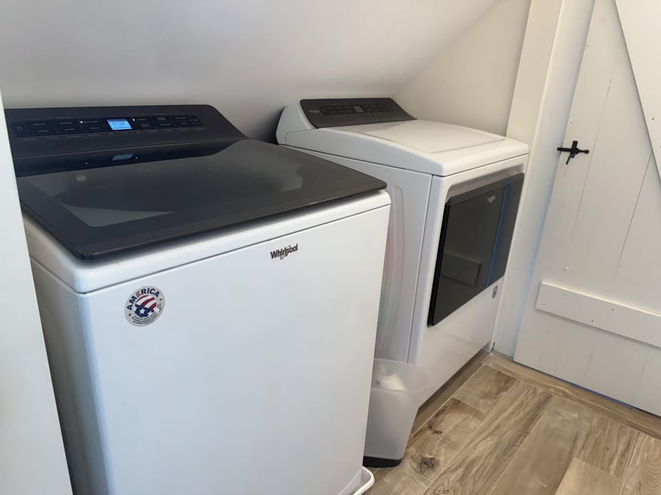 Master Suite #1 with Laundry