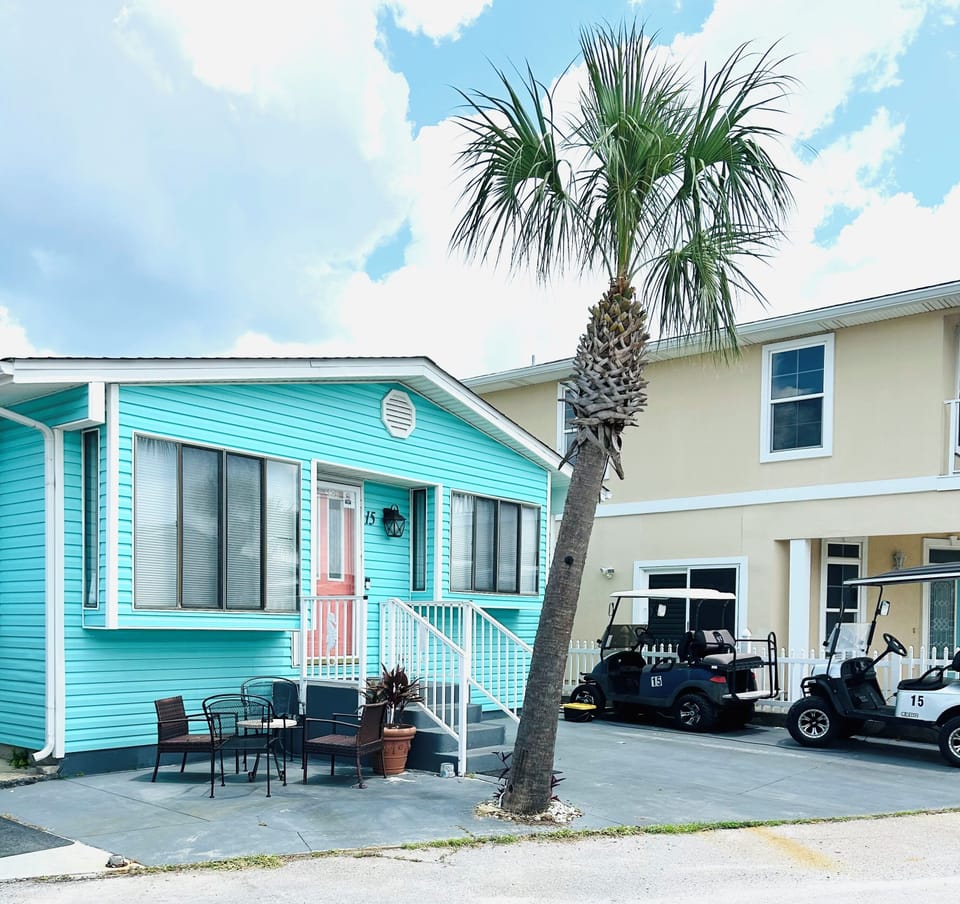 2 Golf carts for your use during your stay.