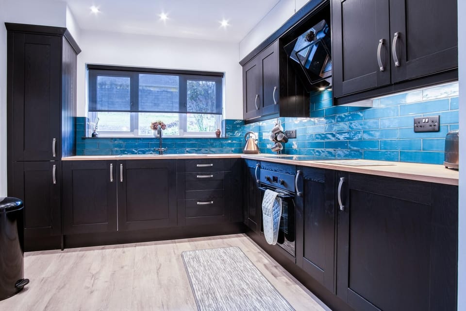 Wiston Street - 2 Bedroom Holiday Home - Pembroke (25164)