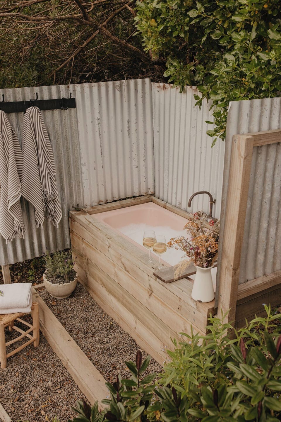 Outdoor spa tub