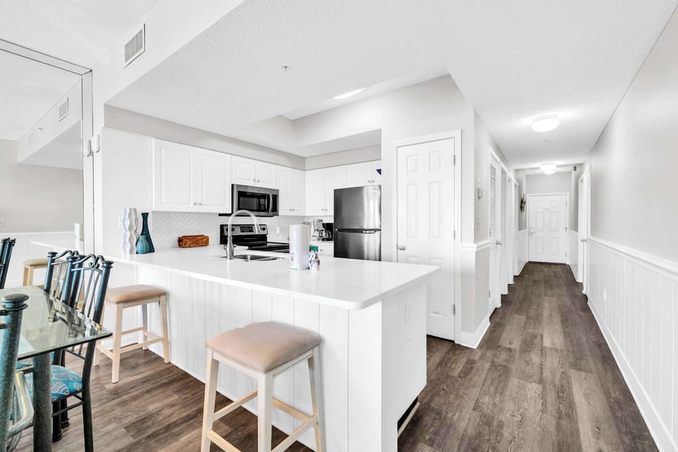Breakfast Bar Seating for Morning Coffee and Scrambled Eggs!