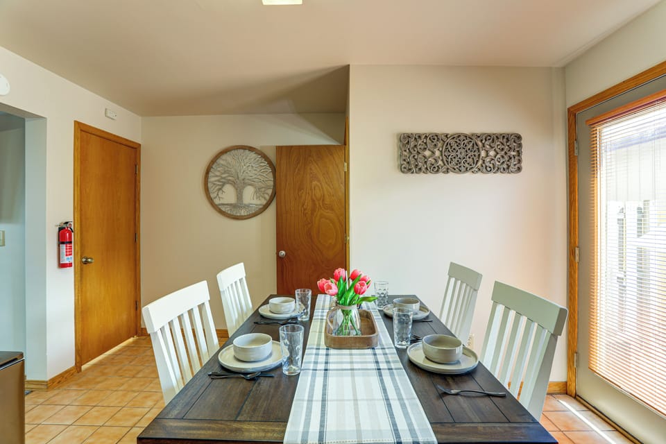 Dining Area | 1st Floor