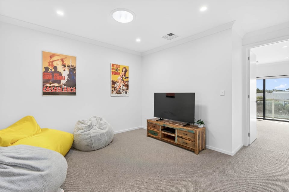 025 - 3-13 Central Dr, Victor Harbor - HIGH RES