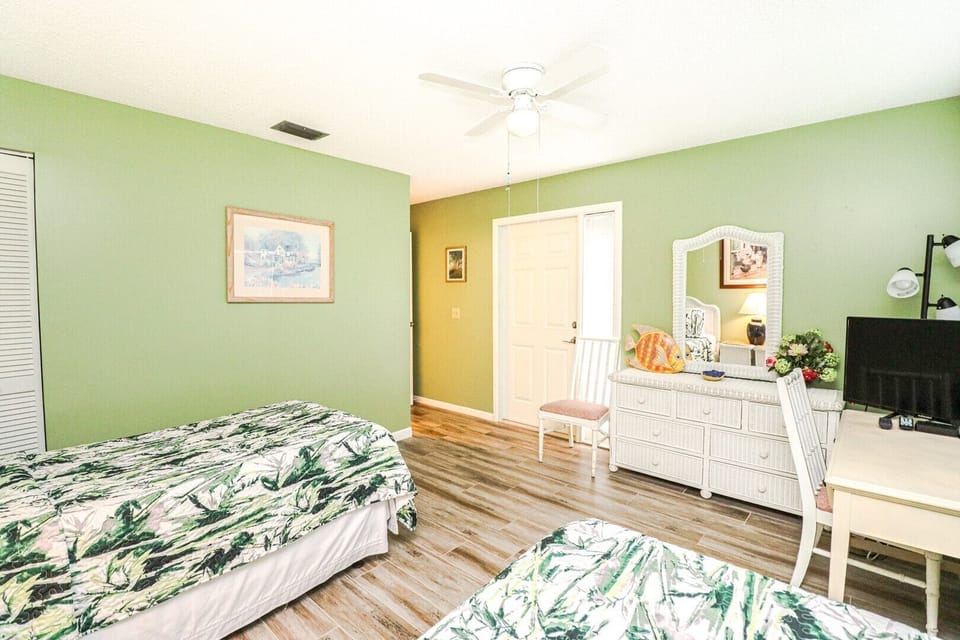 St. Augustine Beach Rentals Guest Bedroom