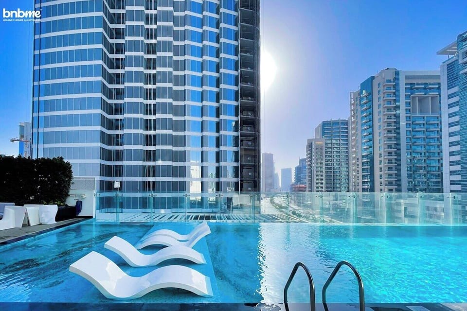 Take a dip in our sparkling public pool, a refreshing oasis for relaxation and fun.