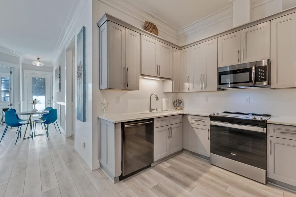 Salt Kured Lower-large-010-012-Kitchen-1500x1000-72dpi