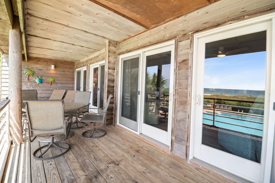 Needle Point Unit B21 -  Balcony