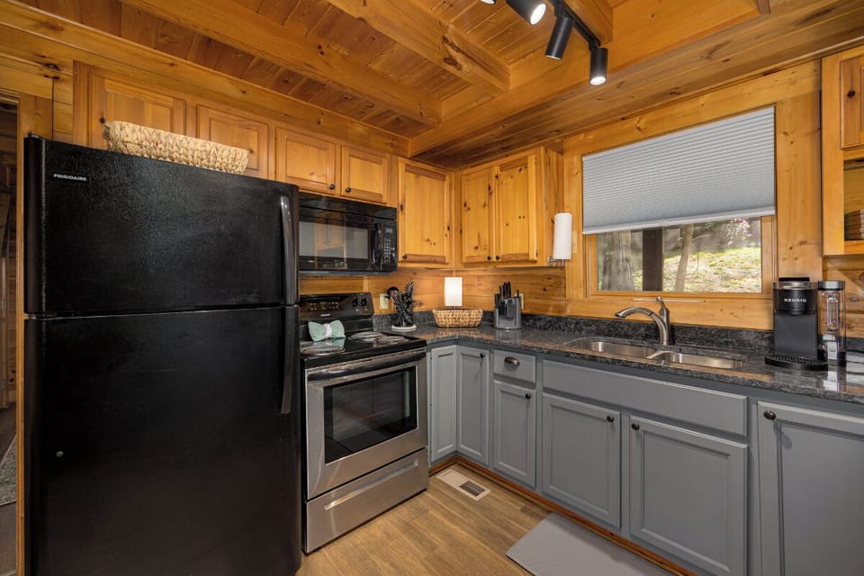 Timber Trace's fully-equipped kitchen