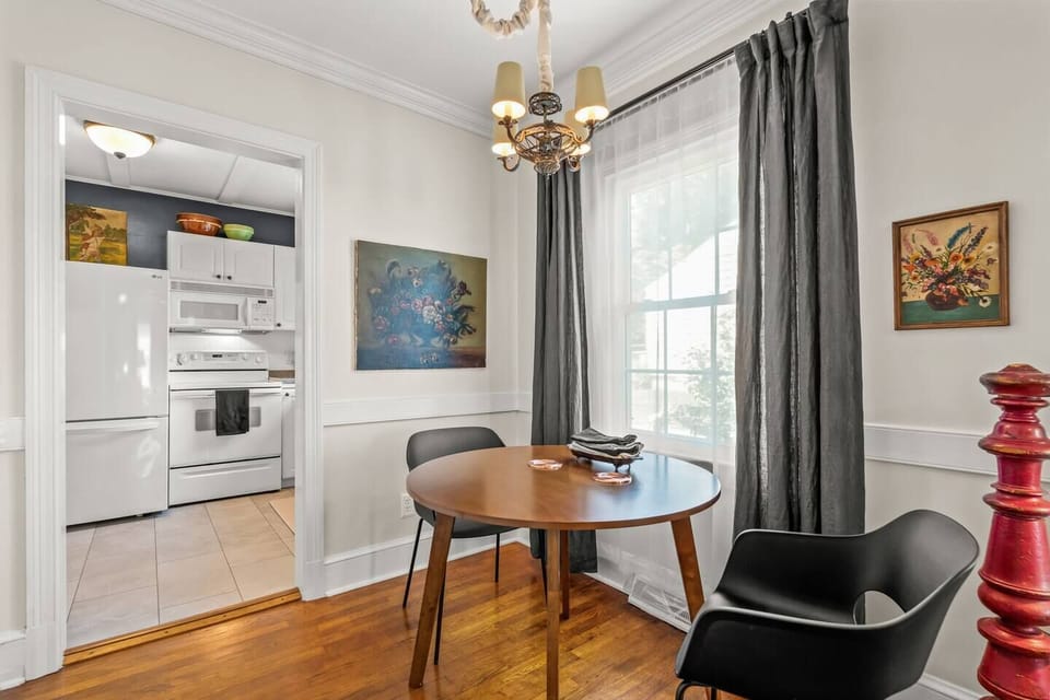 Dining area between the living room & kitchen.