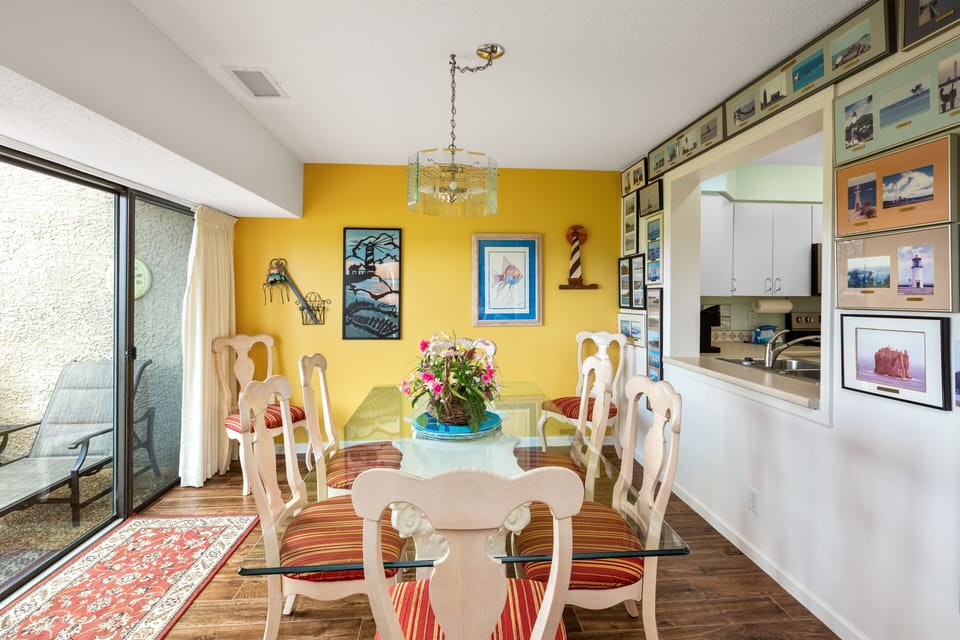 Dining Table - Seats 8
