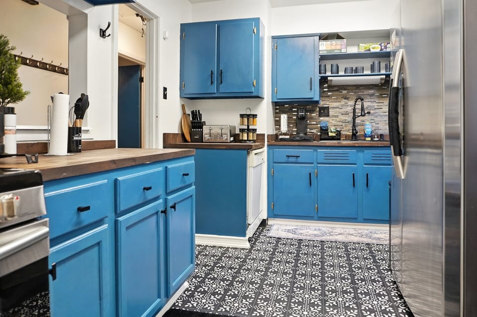 Indoors, Home Decor, Kitchen, Floor, Appliance