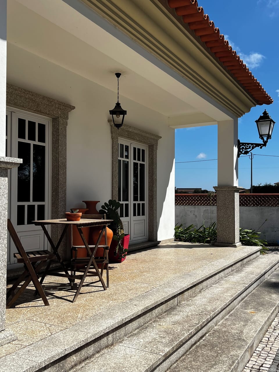 Área exterior de refeições;
