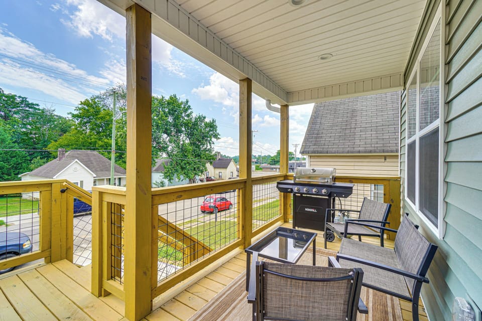 Covered Porch | Gas Grill (Propane Provided)