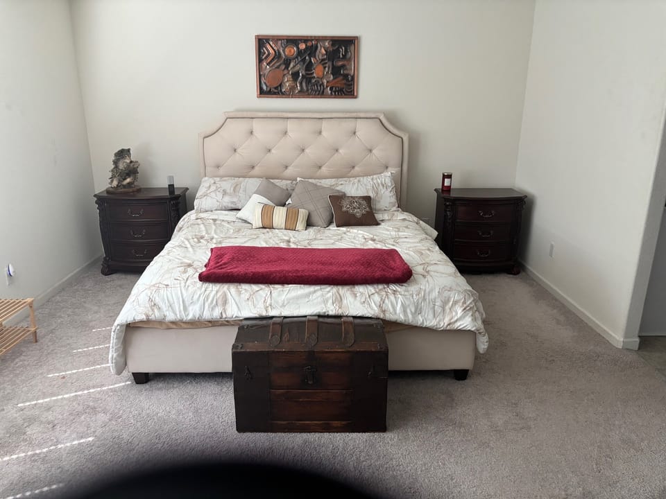 Master w/Sleep number bed