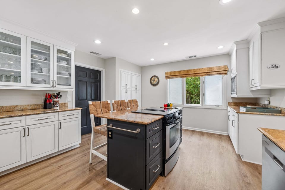 Kitchen island with seating for 3