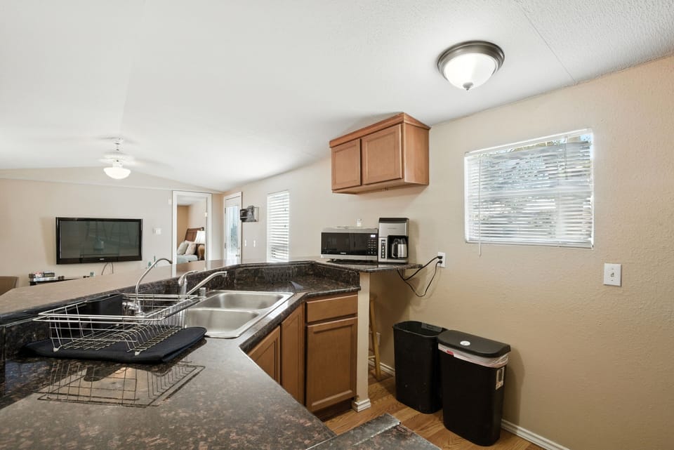 Indoors, Sink, Sink Faucet, Lamp, Screen