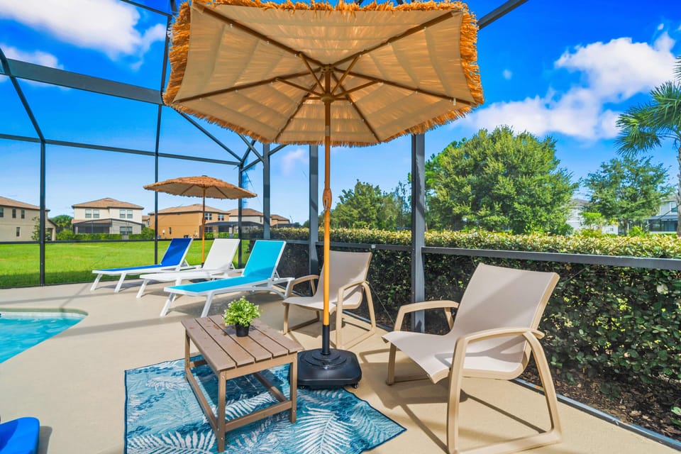 Resort-Style Pool and Spa w/ Loungers