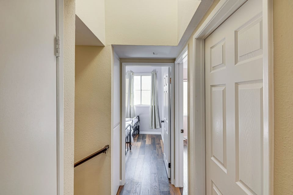 3rd-Floor Landing