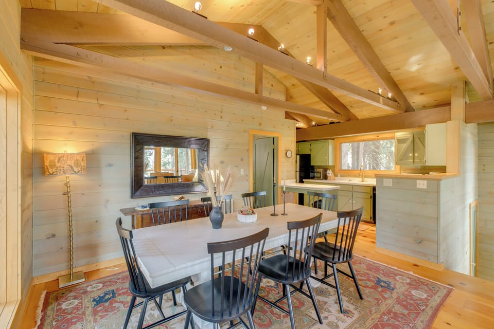 Dining Area | Main Level | Dishware & Flatware