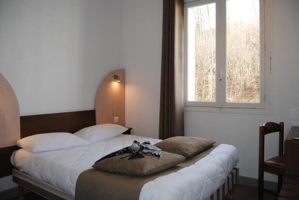 1 Double bed