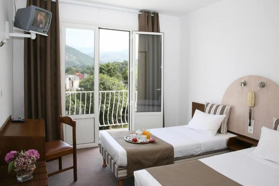 Bedroom with 2 Twin beds