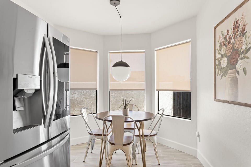 Breakfast Nook