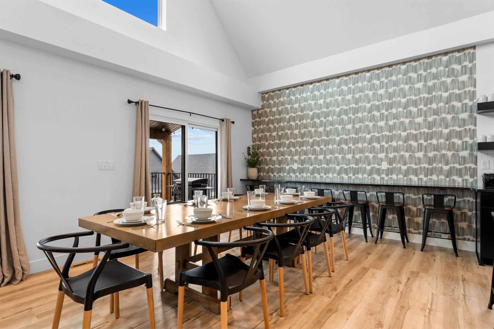 Gather for meals together in the spacious dining area​