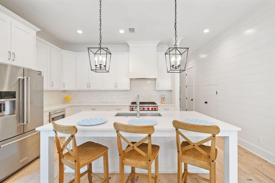 Latitude Adjustment at Blue Mountain Beach - Blue Mountain Beach - Kitchen Area