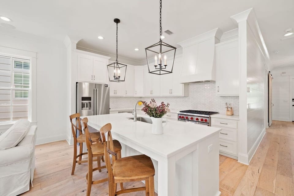 Latitude Adjustment at Blue Mountain Beach - Blue Mountain Beach - Kitchen Area