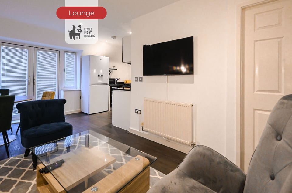 Living Room / Lounge