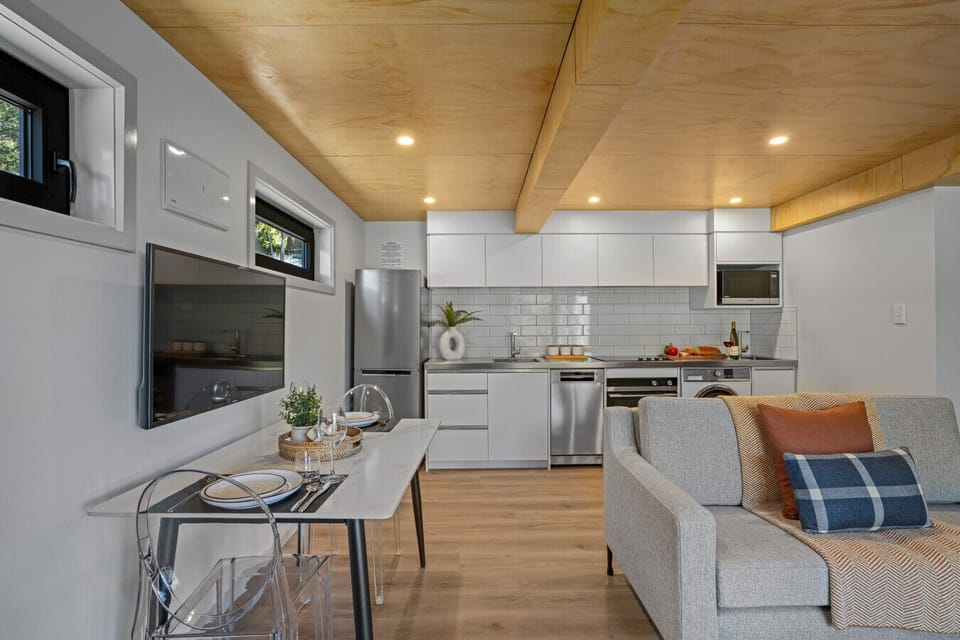 Chalet Kitchen & Dining: Modern kitchen vibes with stylish dining for memorable meals