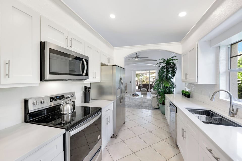Plenty of counter space and modern appliances ready for your favorite vacation meals