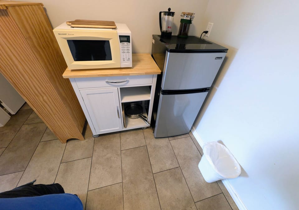 Kitchenette Microwave and Fridge - Cedar Suite | Serviced Apartment