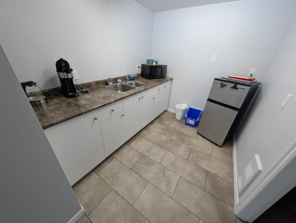 Kitchenette in Sitka Suite #5 | Serviced Apartment