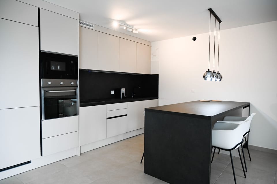 Kitchen 1