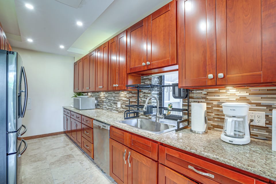 Kitchen | 1st Floor | Drip Coffee Maker | Dishwasher