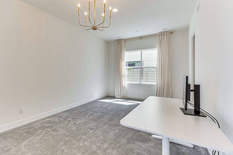 Office | 1st Floor